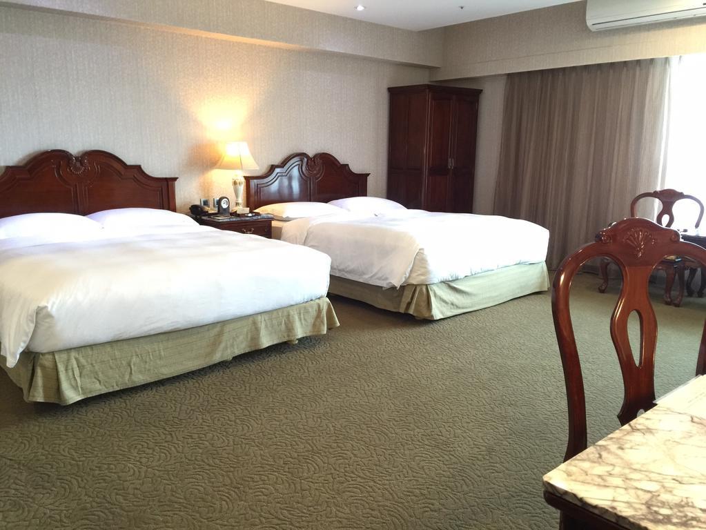 Royal Seasons Hotel Taichung‧Zhongkang Екстериор снимка